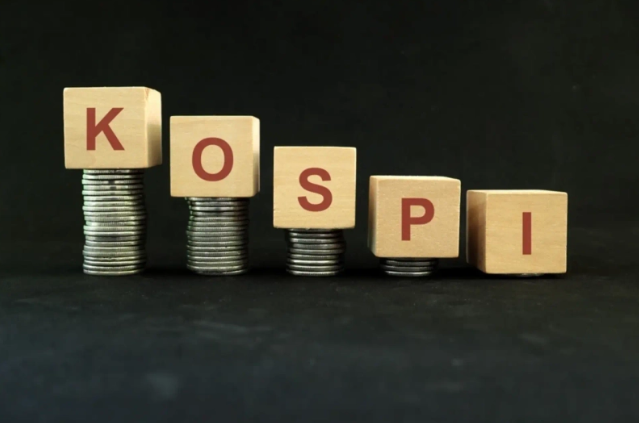 KOSPI 接近 3,900...三星电子和SK海力士尽管稍作喘息,但仍“创下历史新高”【今日市场前瞻】
